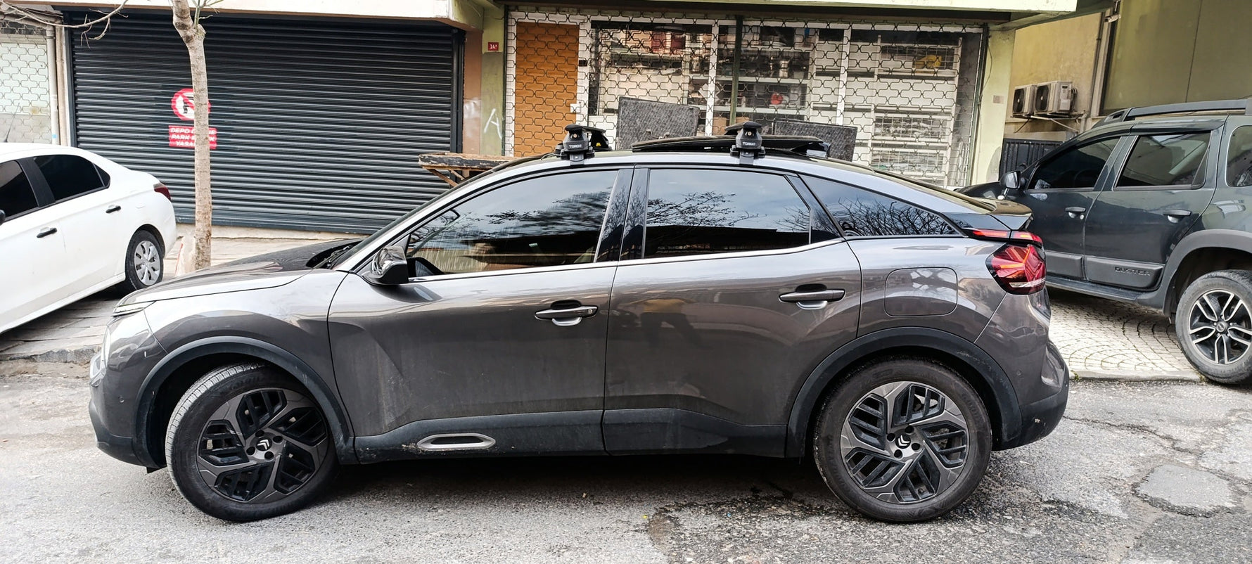 Citroen C4X 2022-2025 Oluksuz Üst Tavan Portbagaj Taşıyıcı Ara Atkısı Toros Serisi Pro 4 Siyah