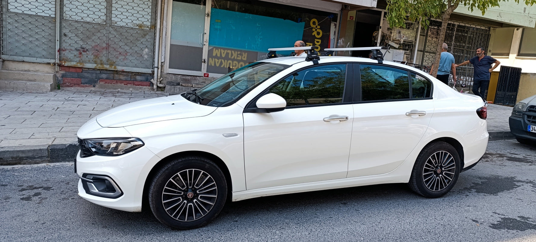 Fiat Egea 20152025 Oluksuz Üst Tavan Portbagaj Taşıyıcı Ara Atkısı Paw Serisi Pro 4 Gri