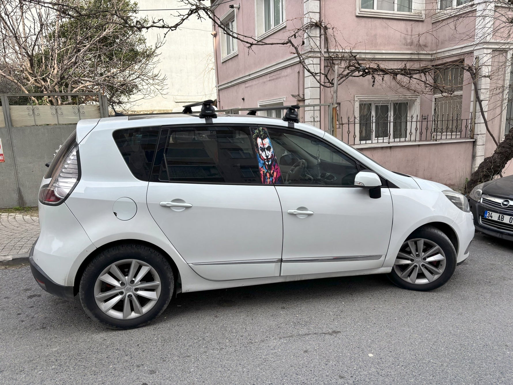 Renault Scenic 2009-2016 Oluksuz Üst Tavan Portbagaj Taşıyıcı Ara Atkısı Toros Serisi Pro 4 Gri