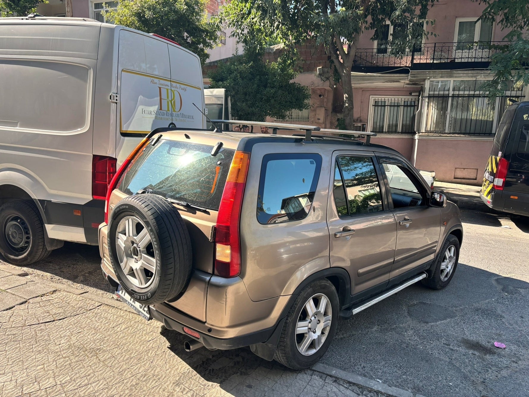 Honda CR-V MK2 (20022006) Çadır Taşıyıcı Tavan Barı Ara Atkısı Pratik Serisi Siyah