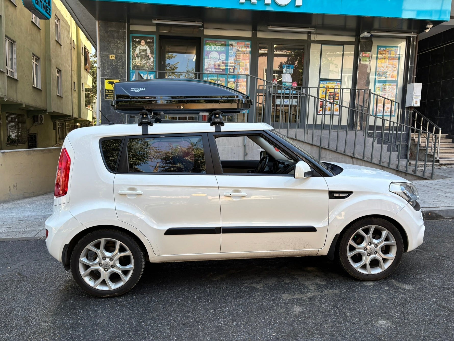 Kia Soul 2008-2013 Oluksuz Üst Tavan Portbagaj Taşıyıcı Ara Atkısı Toros Serisi Pro 4 Siyah