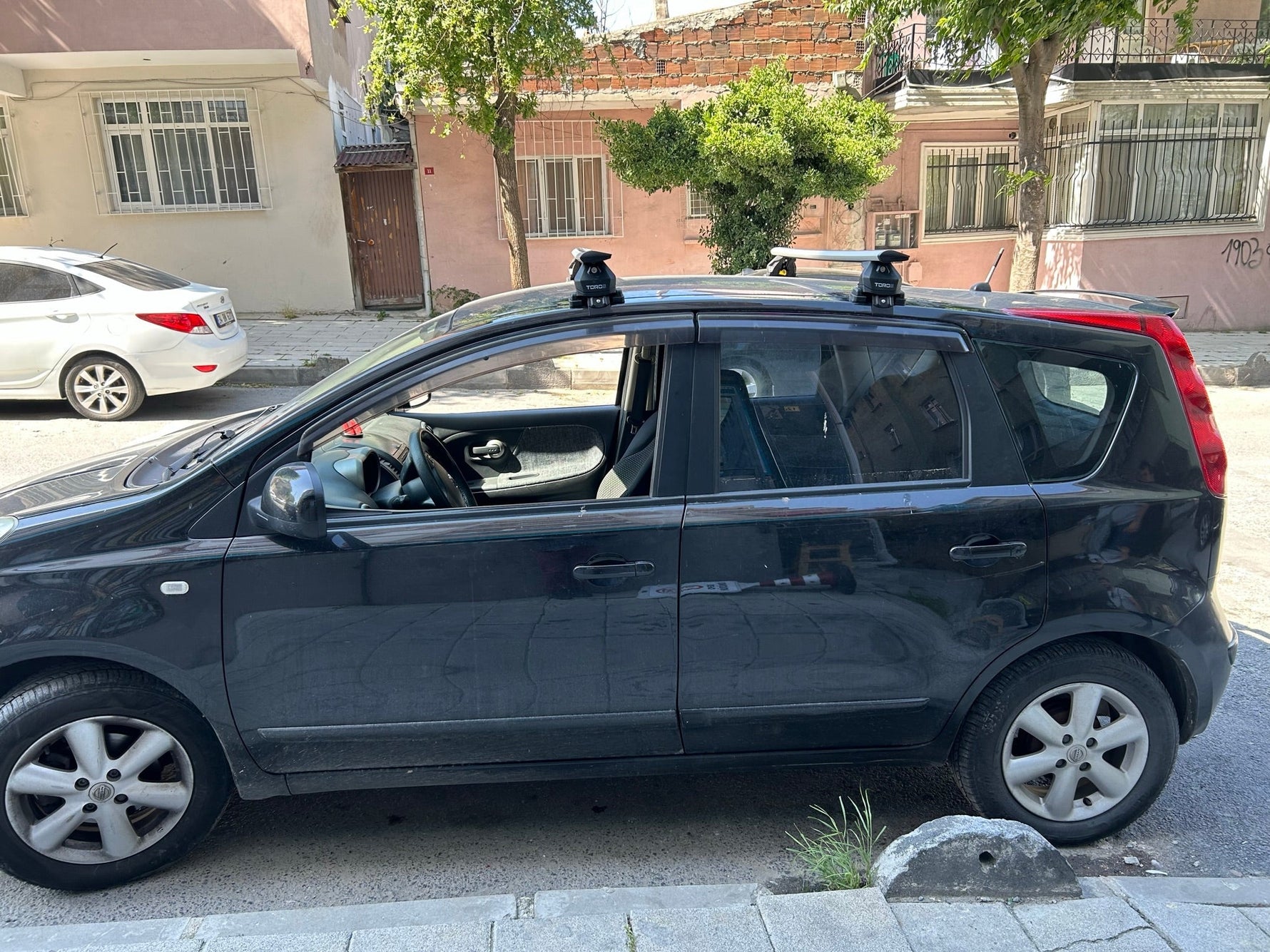Nissan Note E12 2014-2020 Oluksuz Üst Tavan Portbagaj Taşıyıcı Ara Atkısı Toros Serisi Pro 4 Siyah