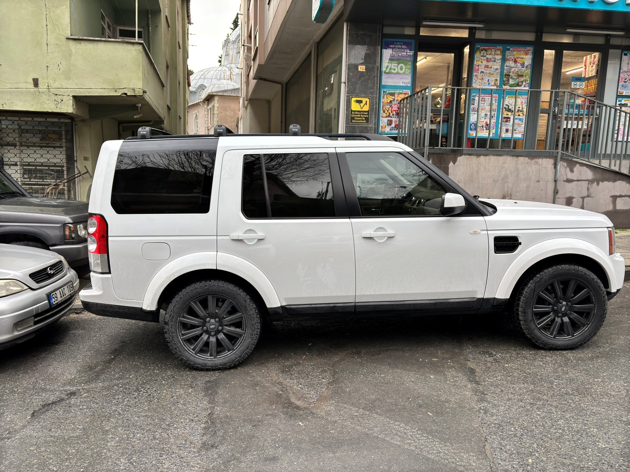 Image alt
