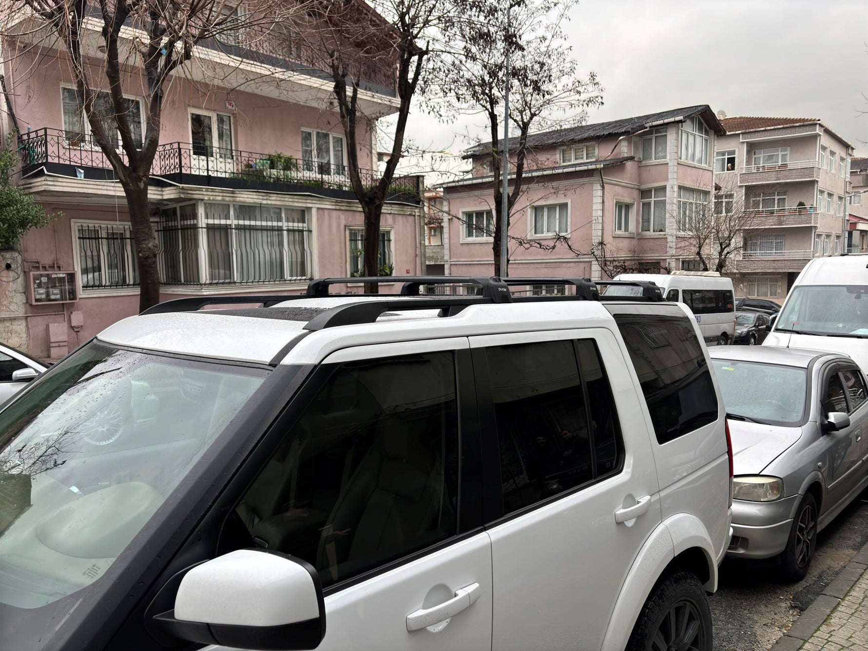 Land Rover Discovery Lr4 2009-2017 Üst Tavan Taşıyıcı Ara Atkısı T Slot Siyah