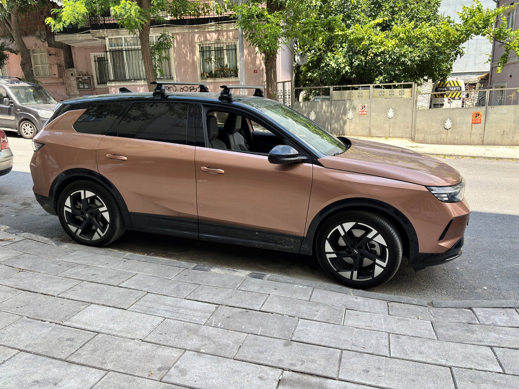 Citroen C5 Aircross (2025+) Tavan Portbagaj Taşıyıcı - Toros Pro 4 - Siyah