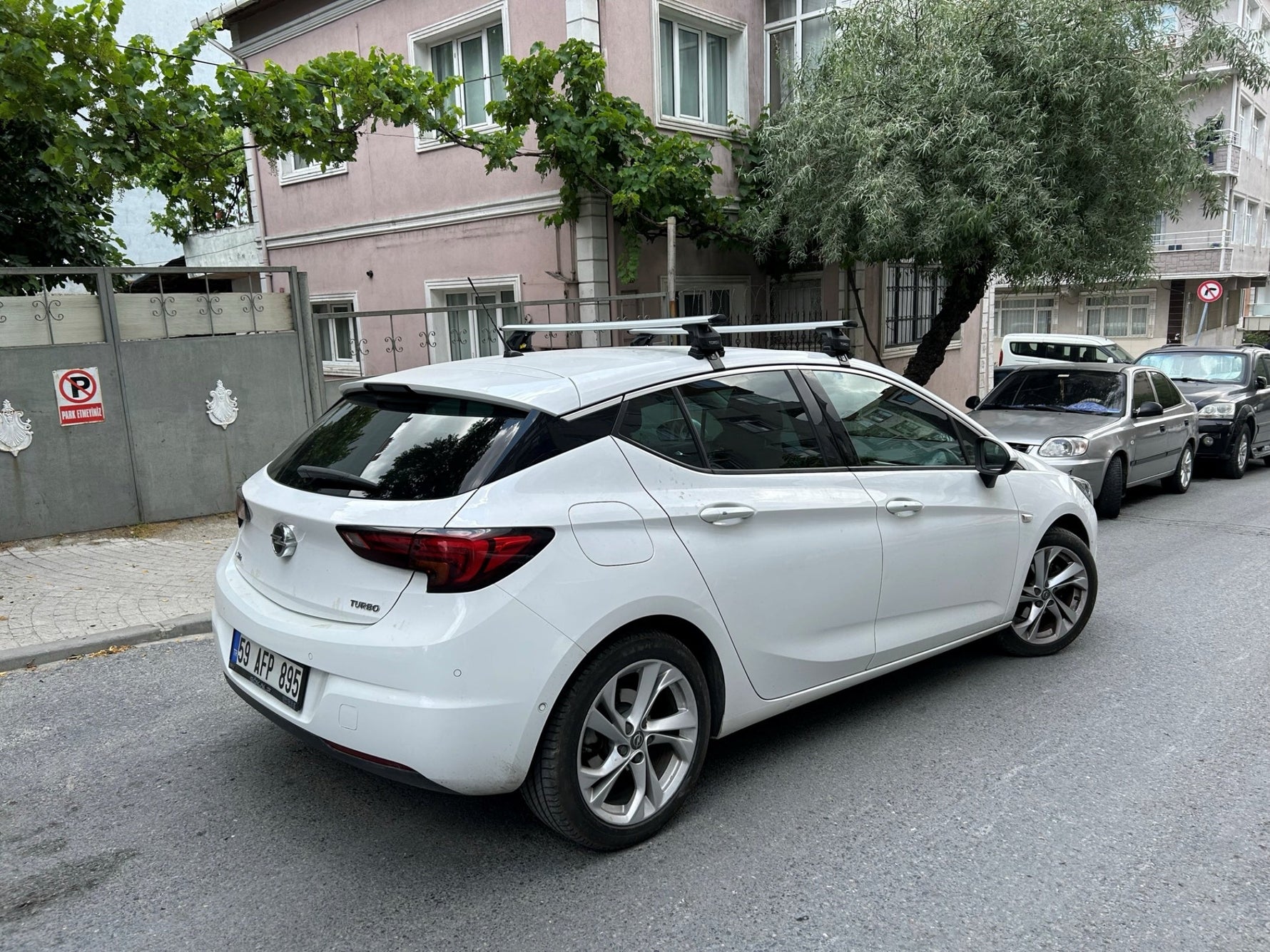 Opel Astra K 2015-2021 Oluksuz Üst Tavan Portbagaj Taşıyıcı Ara Atkısı Paw Serisi Pro 4 Siyah