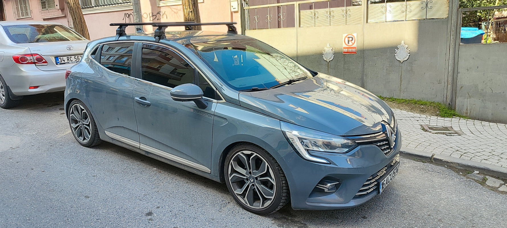 Renault Clio 4 Hatcback Oluksuz Üst Tavan Portbagaj Taşıyıcı Ara Atkısı Toros Serisi Pro 4 Siyah