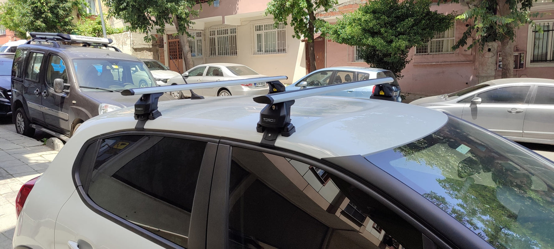 Nissan X-Trail T33 ile Uyumlu Portbagaj Taşıyıcı Paw Pro 2 Alüminyum Tavan Çubuğu Siyah