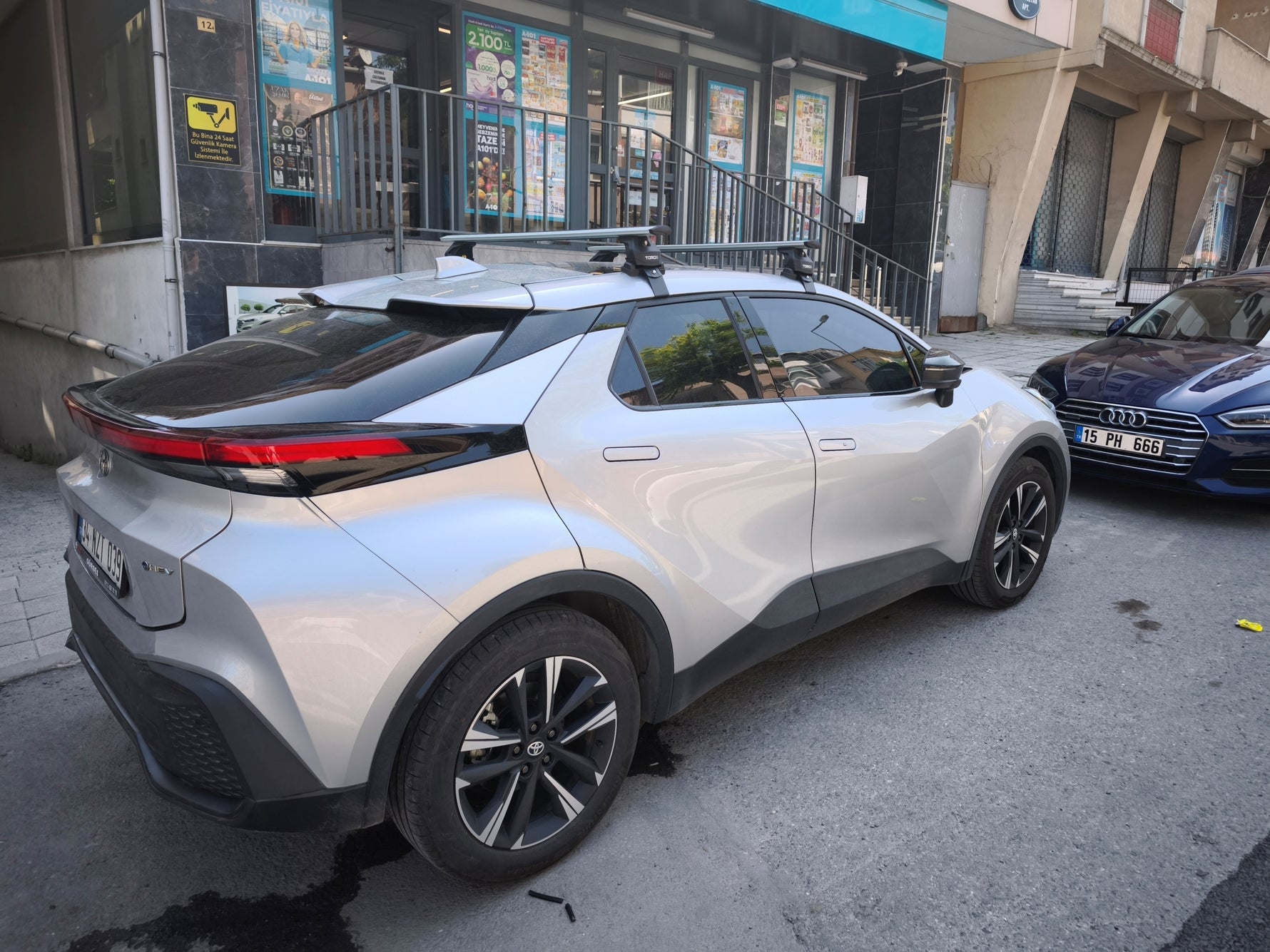 Toyota C-Hr 2023-2025 Oluksuz Üst Tavan Portbagaj Taşıyıcı Ara Atkısı Toros Serisi Pro 4 Gri