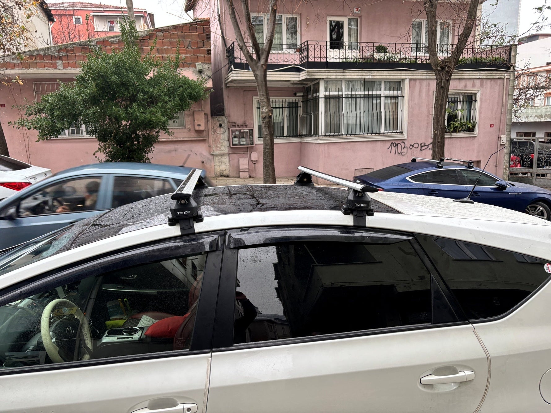 Toros Toyota Prius (2009-2012) Oluksuz Tavan Ara Atkı Portbagaj Taşıyıcı Pro 4 Gri