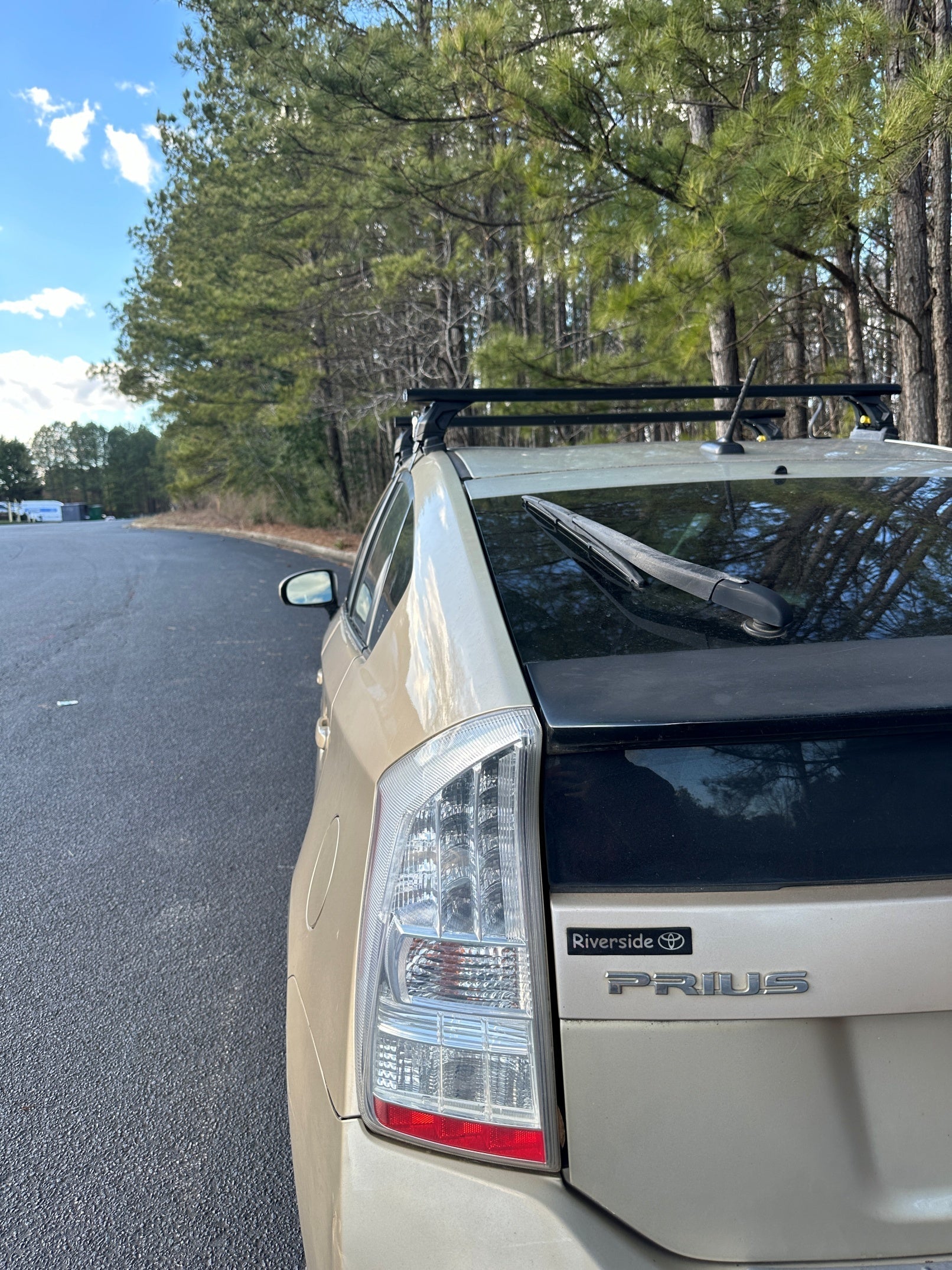 Toyota Prius 2023-2025 Oluksuz Üst Tavan Portbagaj Taşıyıcı Ara Atkısı Toros Serisi Pro 4 Siyah