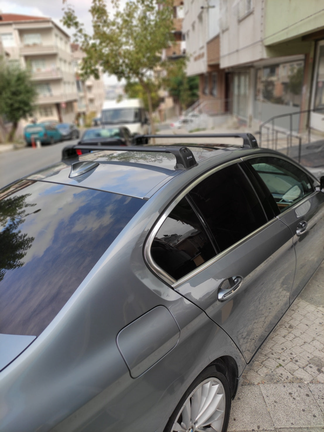 Bmw 5 Serisi Sedan G30 (2016-2023) Ara Atkı Portbagaj Taşıyıcı - Paw Pro 3 Gri