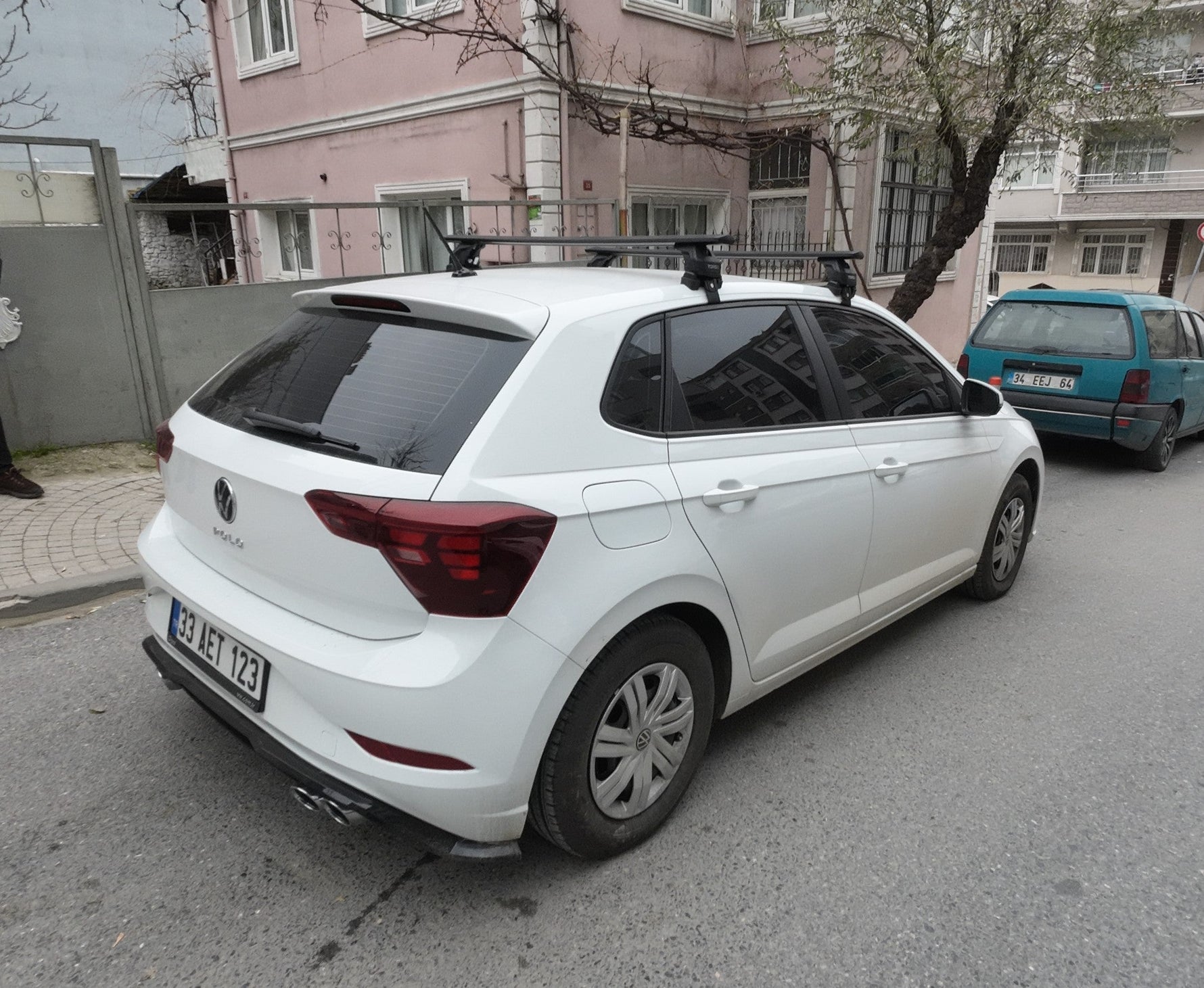 Volkswagen Polo 5D 2018-2025 Oluksuz Üst Tavan Portbagaj Taşıyıcı Ara Atkısı Toros Serisi Pro 4 Siyah