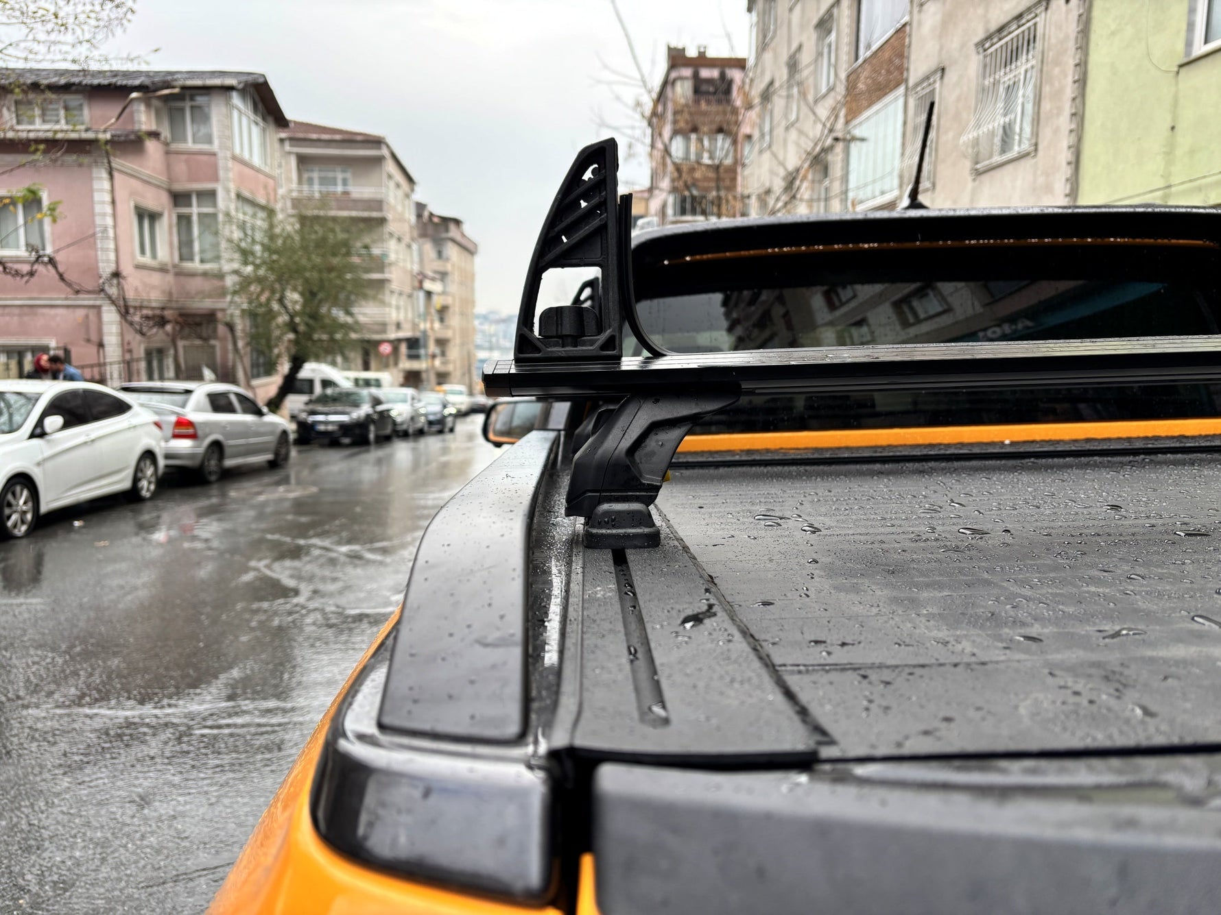 KGM Ssangyong Musso Grand Kasa Üstü Bed Rack Taşıyıcı Bar – Siyah| Kilitli Sistem | Vida Montajlı