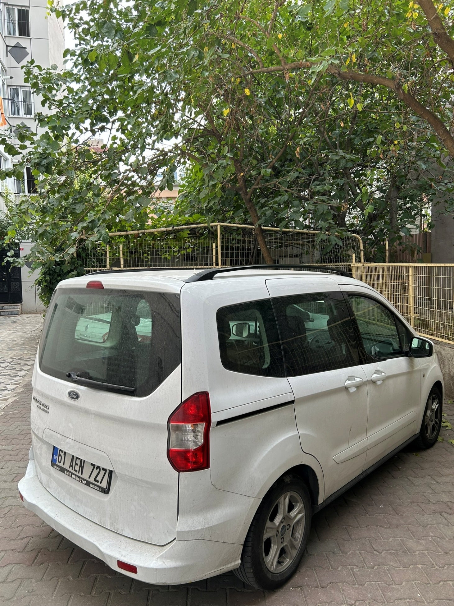 Image alt