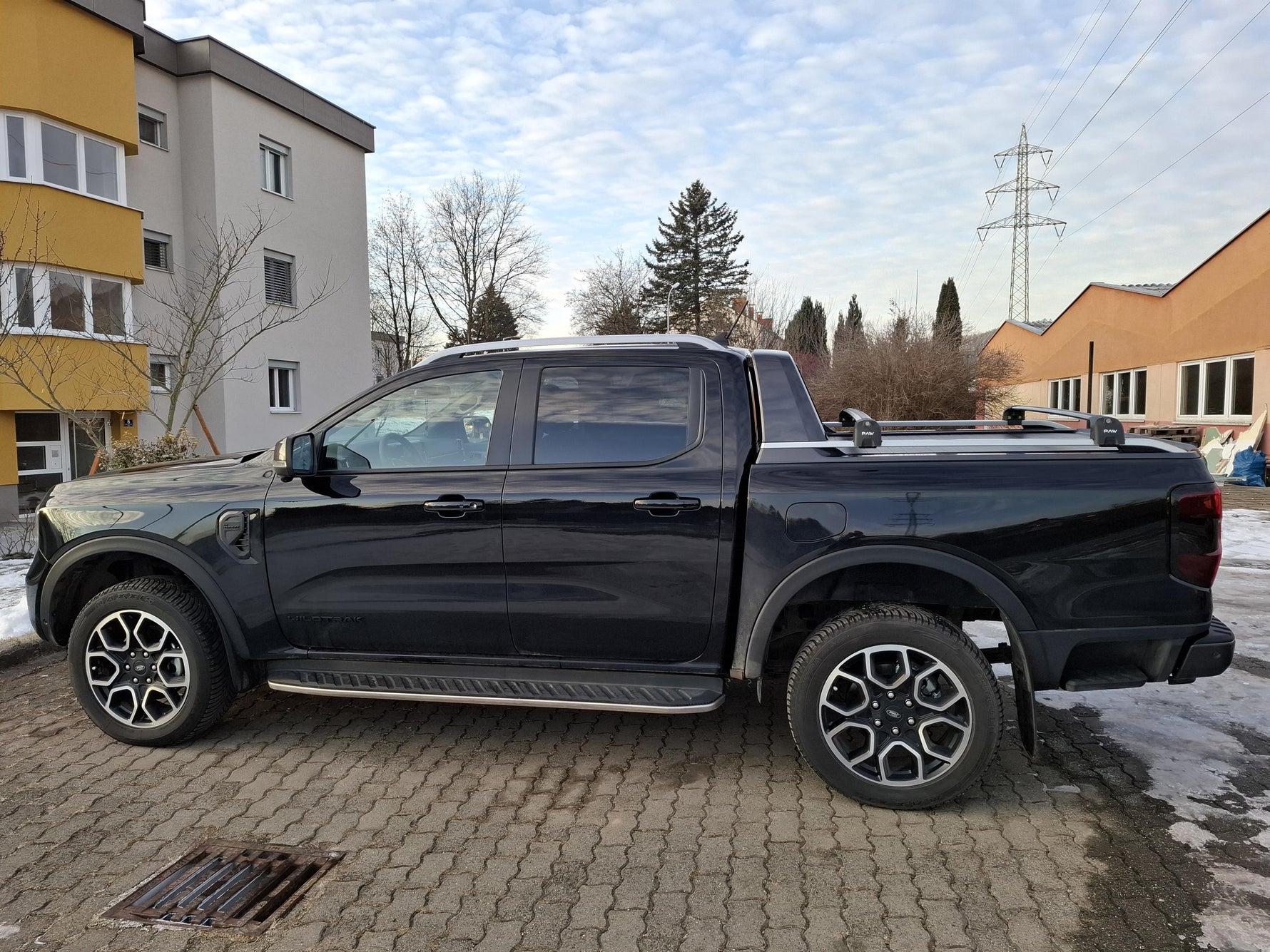 Ford Ranger Wildtrak (2023-2025) Kasa Üstü Bed Rack Taşıyıcı Bar – Gri | Kilitli Sistem |