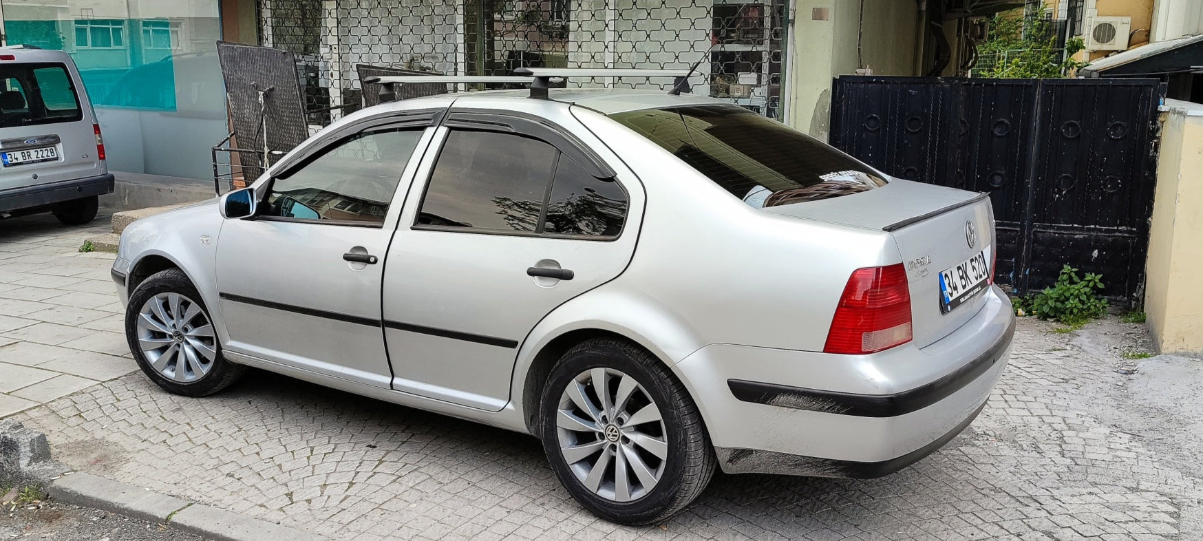 Volkswagen Bora 1998-2005 Ara Atkısı Tavan Taşıyıcı Bar Toros Fix Pro Gri