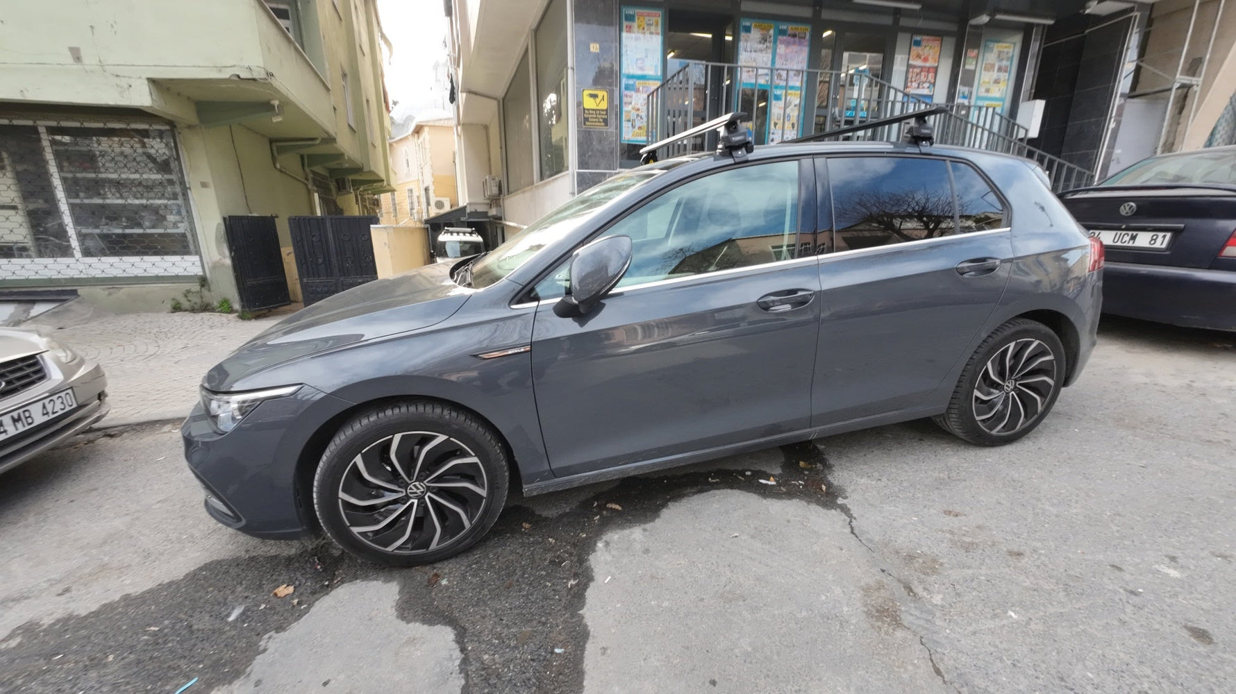 Volkswagen Golf Mk8 2020- Up Oluksuz Üst Tavan Portbagaj Taşıyıcı Ara Atkısı Toros Serisi Pro 4 Gri